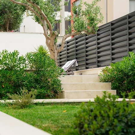 Pjer - Pool & Private Parking Near Znjan Apartament Split