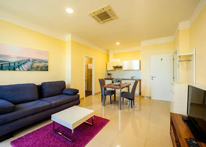 Appartamento Pjer - Pool & Private Parking Near Znjan *