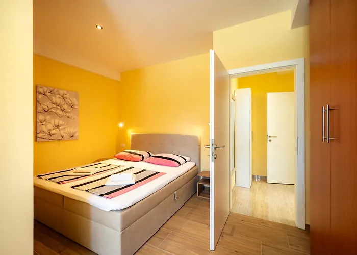 Appartamento Pjer - Pool & Private Parking Near Znjan *