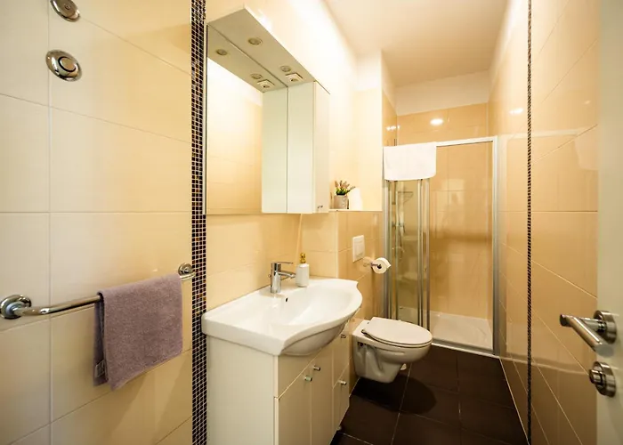 Appartamento Pjer - Pool & Private Parking Near Znjan Spalato