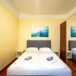 Pjer - Pool & Private Parking Near Znjan *