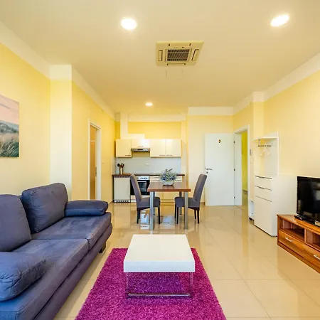 Apartment Apartments Villa Pjer Split