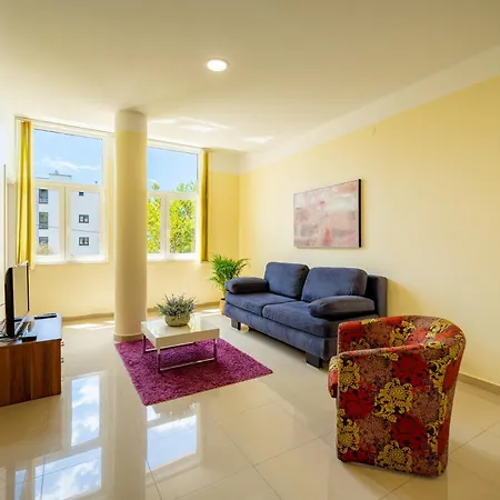 Apartments Villa Pjer * Split