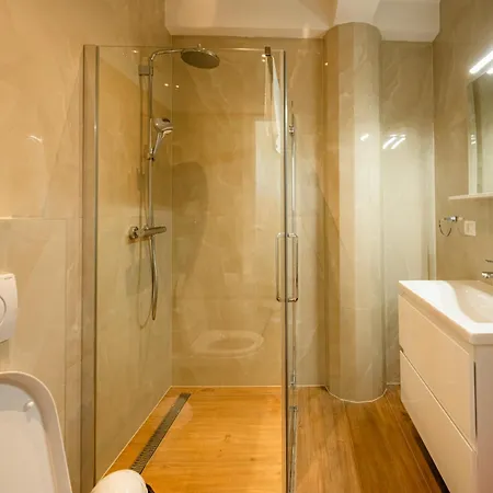 Apartment Apartments Villa Pjer Split