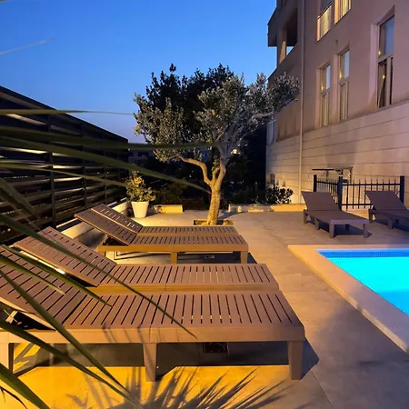 Appartement Pjer - Pool & Private Parking Near Znjan Split