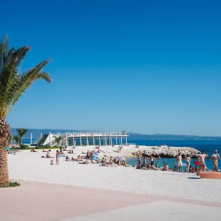 Pjer - Pool & Private Parking Near Znjan Apartament Split