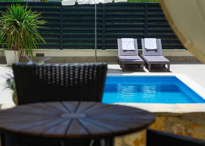 Apartamento Pjer - Pool & Private Parking Near Znjan *