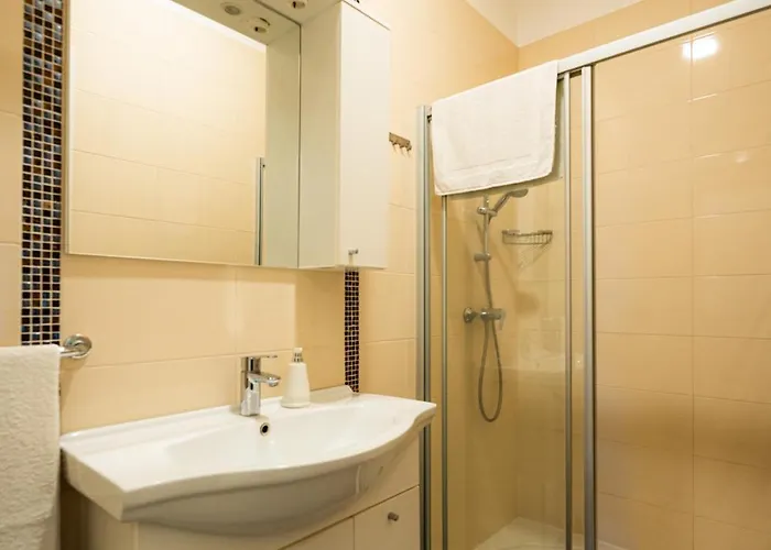 Pjer - Pool & Private Parking Near Znjan Apartamento Split