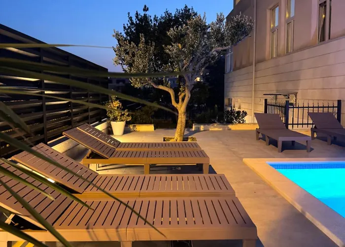 Apartamento Pjer - Pool & Private Parking Near Znjan Split